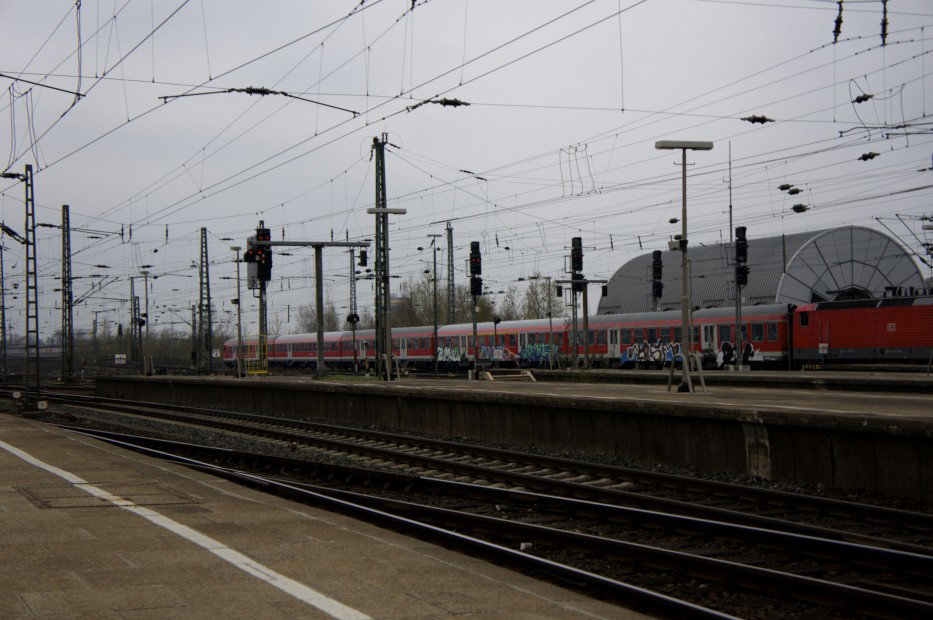 Graffiti Train in hamburg - Photo by Reimemonster