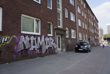 Graffiti Bombing in hamburg - Photo by Reimemonster - nomor