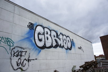 Graffiti Bombing in hamburg - Photo by Reimemonster - gbr, 180