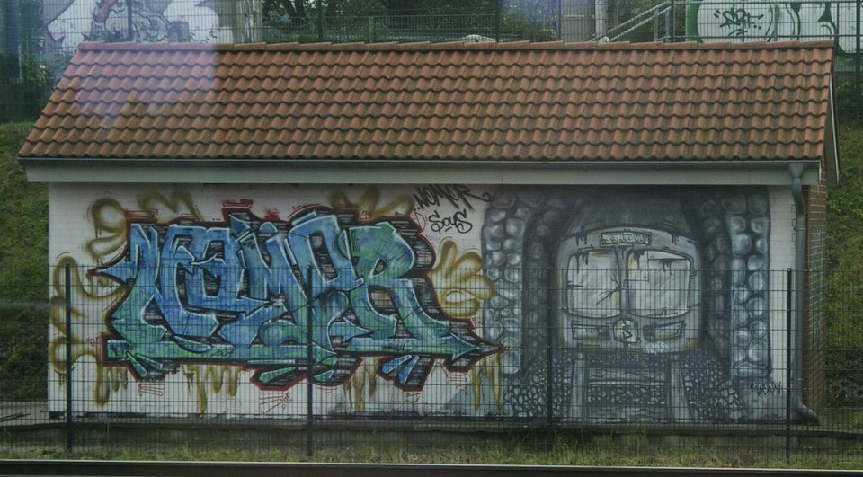 Graffiti Wall in hamburg - Photo by Reimemonster - nomor