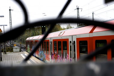 Graffiti Train in hamburg - Photo by Reimemonster - teck