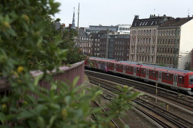 Graffiti Train in hamburg - Photo by Reimemonster - taps, moses