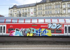 Graffiti Train in hamburg - Photo by Reimemonster - rätsel, most, rache