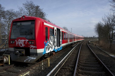 Graffiti Train - Photo by Reimemonster