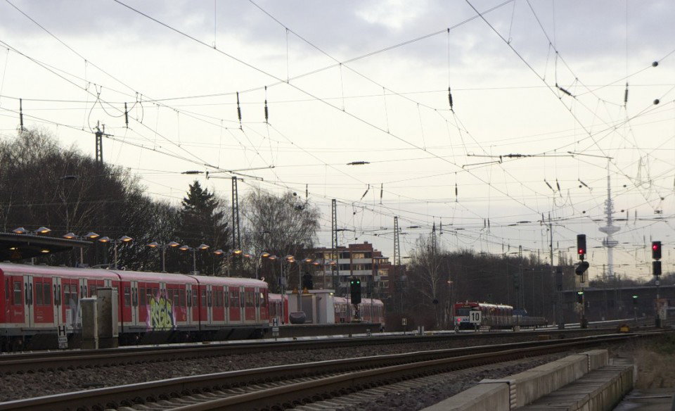 Graffiti Train in hamburg - Photo by Reimemonster - rage, regie