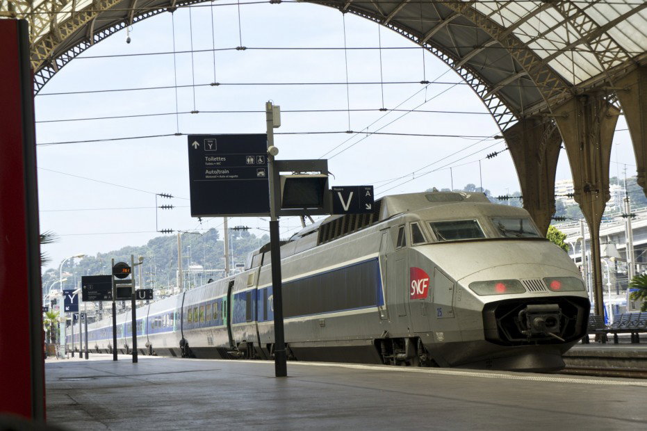 Graffiti Train in Nice - Photo by Reimemonster