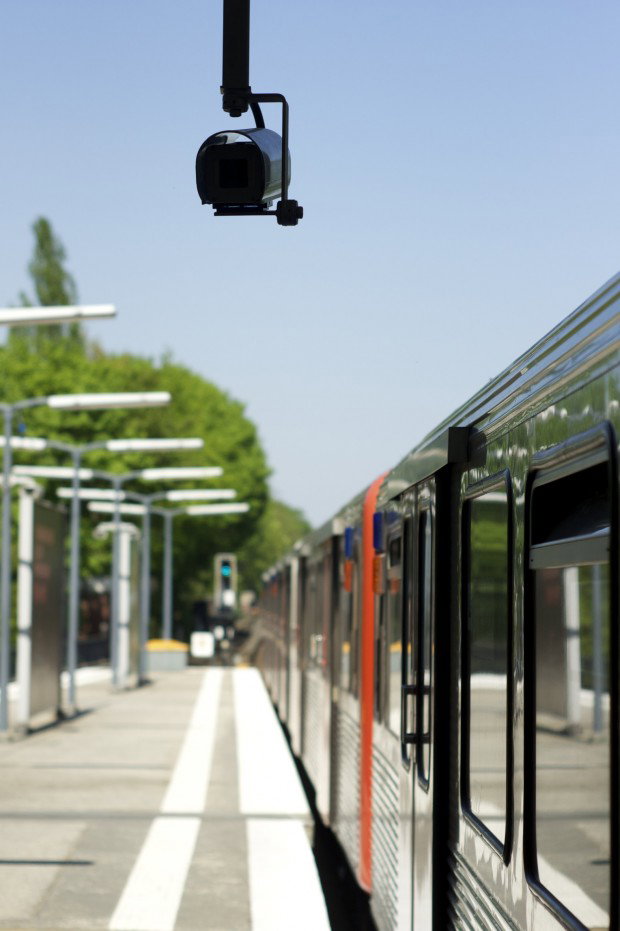 Graffiti Train in hamburg - Photo by Reimemonster