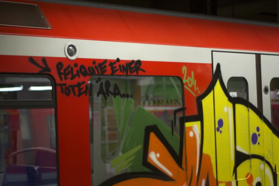 Graffiti Train in hamburg - Photo by Reimemonster - motiv