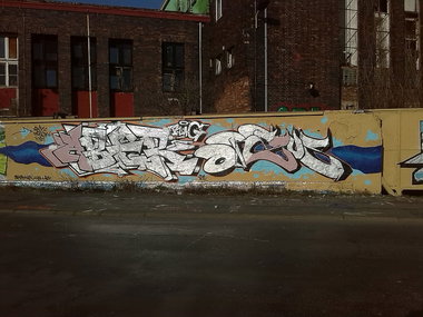 Graffiti Wall - Photo by Reis - Aber, Orez, Resus (2015)