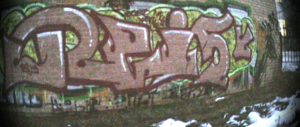 Graffiti Wall - Photo by Reis056 - Reis (2012)