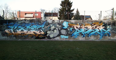 Graffiti Wall - Photo by Reka - 5zwo4, köds, reka