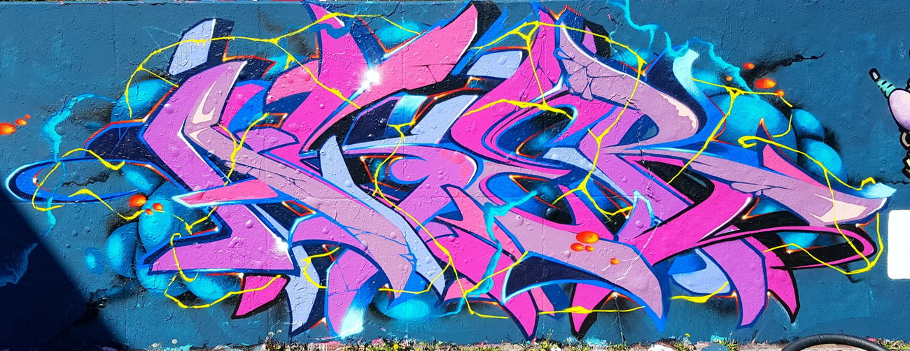 Graffiti Wall - Photo by Reka - Reka, rekas, köds (2016)