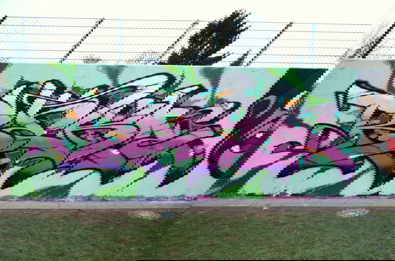 Graffiti Wall - Photo by Reka - 5zwo4, köds, reka