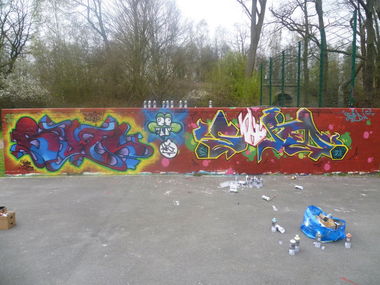 Graffiti Wall - Photo by RemsGT - Buds, Surd, Rems (2012)
