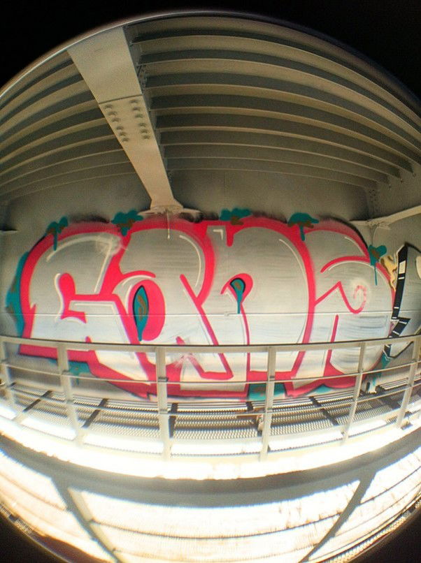 Graffiti Wall in Ufa - Photo by Renoager - gans, hacs (2012)