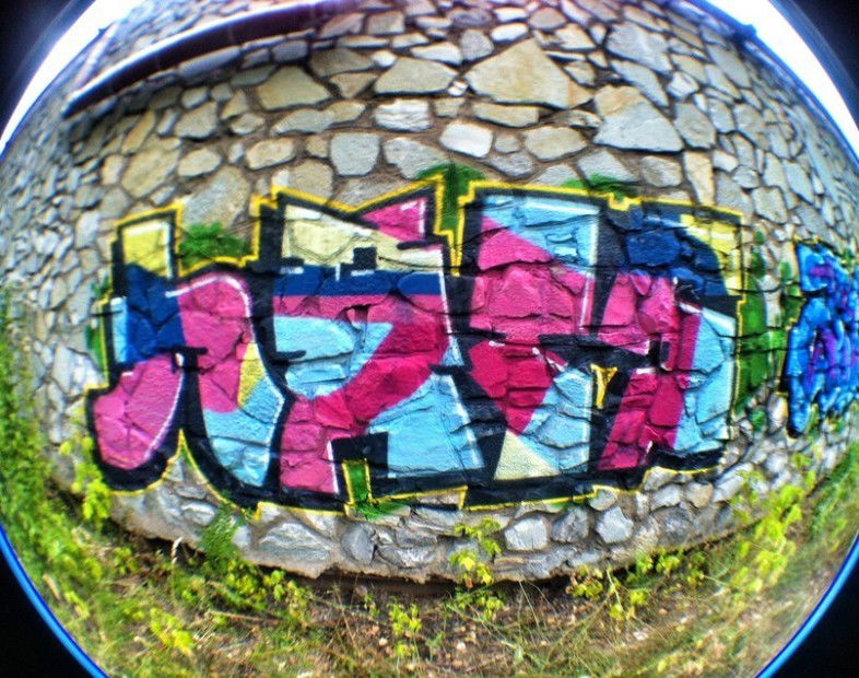 Graffiti Wall - Photo by Renoager - Hacs, Gans, Renoager (2012)