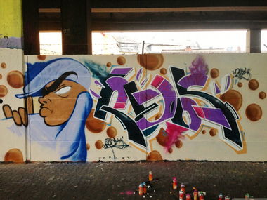 Graffiti Wall - Photo by ReosZwo (2013)