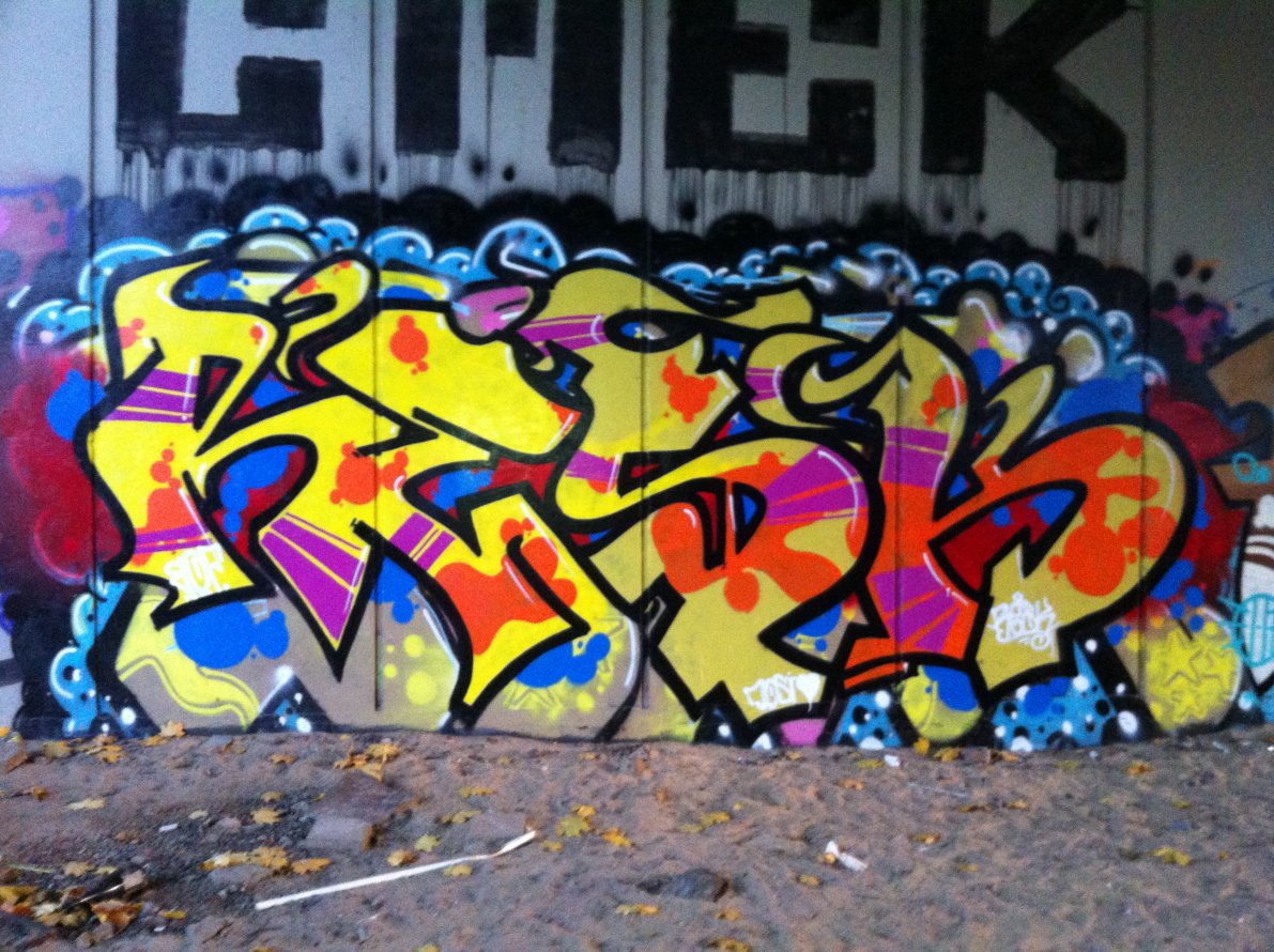 Graffiti Wall - Photo by Resk