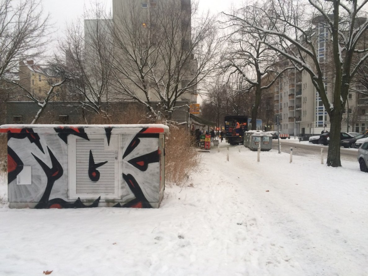 Graffiti Bombing in Berlin - Photo by Resk - MGK