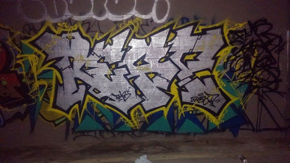 Graffiti in Paris - Photo by Resp1 - resp, ponck2, fuckthecops (2015)