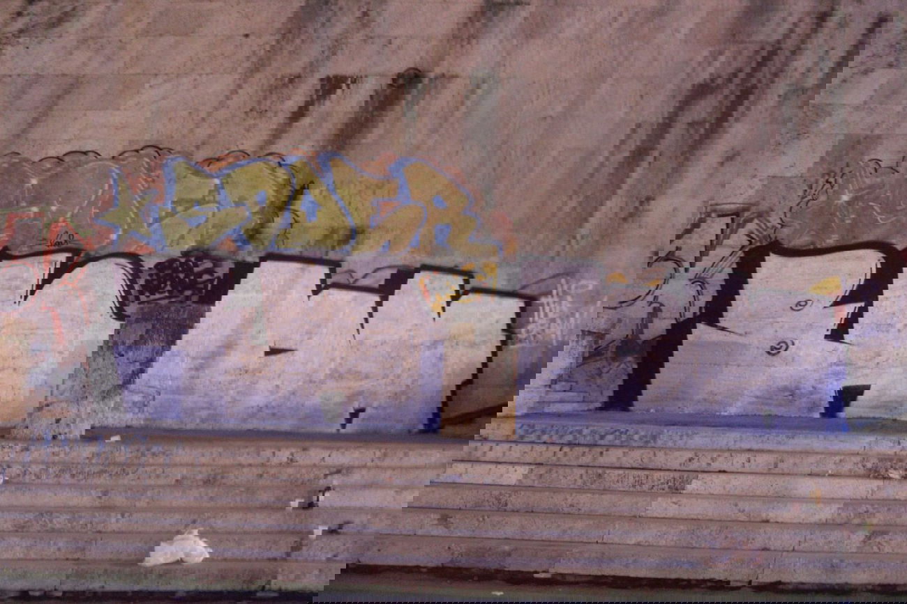 Graffiti Wall - Photo by Rewolwer - BN, BN (2014)