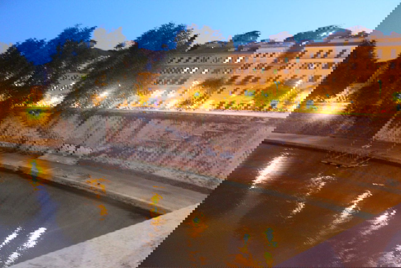 Graffiti Wall - Photo by Rewolwer - bn, crew, yuror (2014)