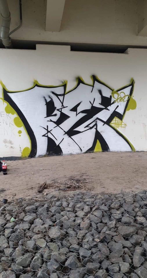 Graffiti Wall - Photo by Reze0ne1