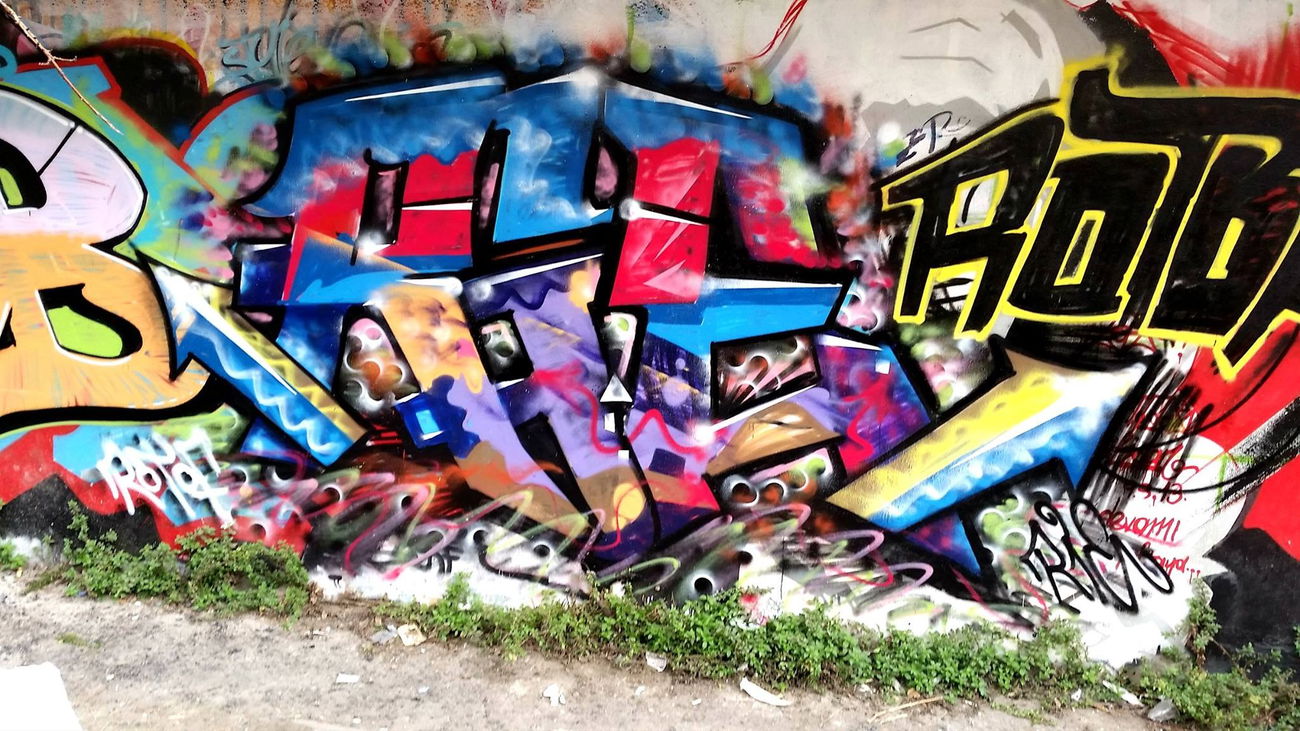 Graffiti Wall in Turkey - Photo by RieRotof - freb, Rotof, Rie (2015)