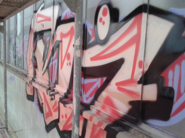 Graffiti Street Art - Photo by Riimee - Ri (3014)