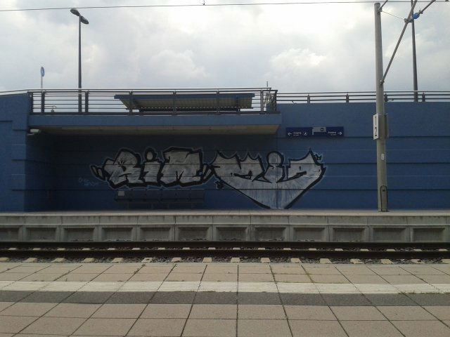 Graffiti Bombing - Photo by Riimee - Rim, Mia