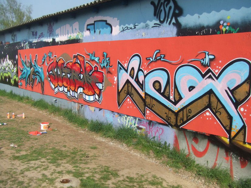 Graffiti Wall in Gera - Photo by Rinoe (2009)
