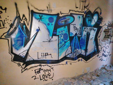 Graffiti Wall - Photo by Rip