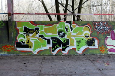 Graffiti Wall in Kiel - Photo by Riser431 - Riser431, Sjk (2013)