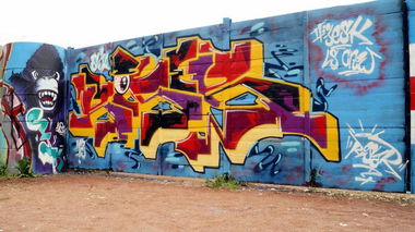 Graffiti Wall in Kiel - Photo by Riser431 - Riser431, Sjk (2013)