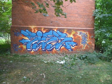 Graffiti Wall in Kiel - Photo by Riser431 - Riser431, Sjk (2013)