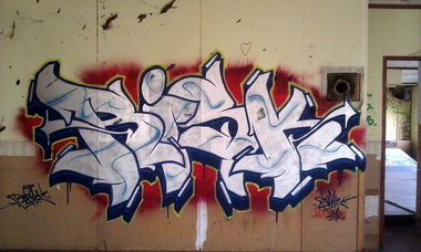 Graffiti Wall in Osijek - Photo by Risk - risk, swk