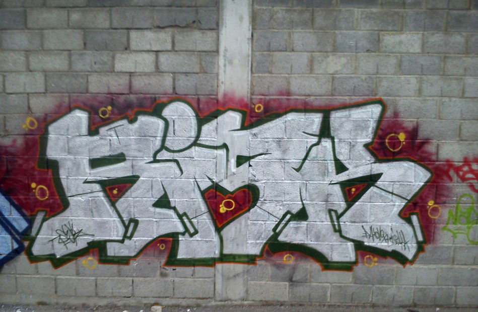 Graffiti Wall - Photo by Risk - risk, swk (2013)