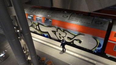 Graffiti Train in Germany - Photo by Rizah - TBS