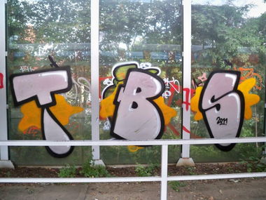 Graffiti Bombing in Potsdam - Photo by Rizah - TBS, Potsdam