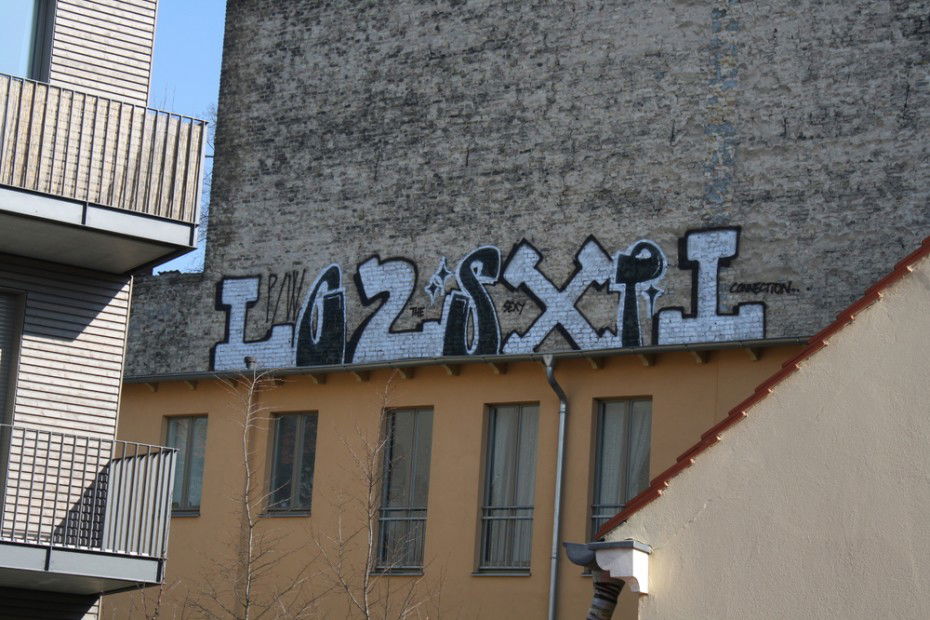 Graffiti Bombing in Potsdam - Photo by Rizah - CSP, L2XI, Potsdam