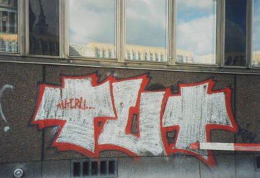Graffiti Bombing in Potsdam - Photo by Rizah - TUT, Potsdam