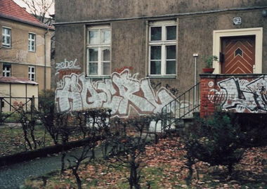 Graffiti Bombing in Potsdam - Photo by Rizah - AQ, AQcrue, Potsdam