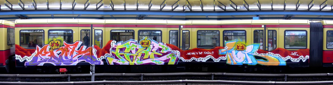 Graffiti Train in Berlin - Photo by Rizah - SOK, Face, Phor