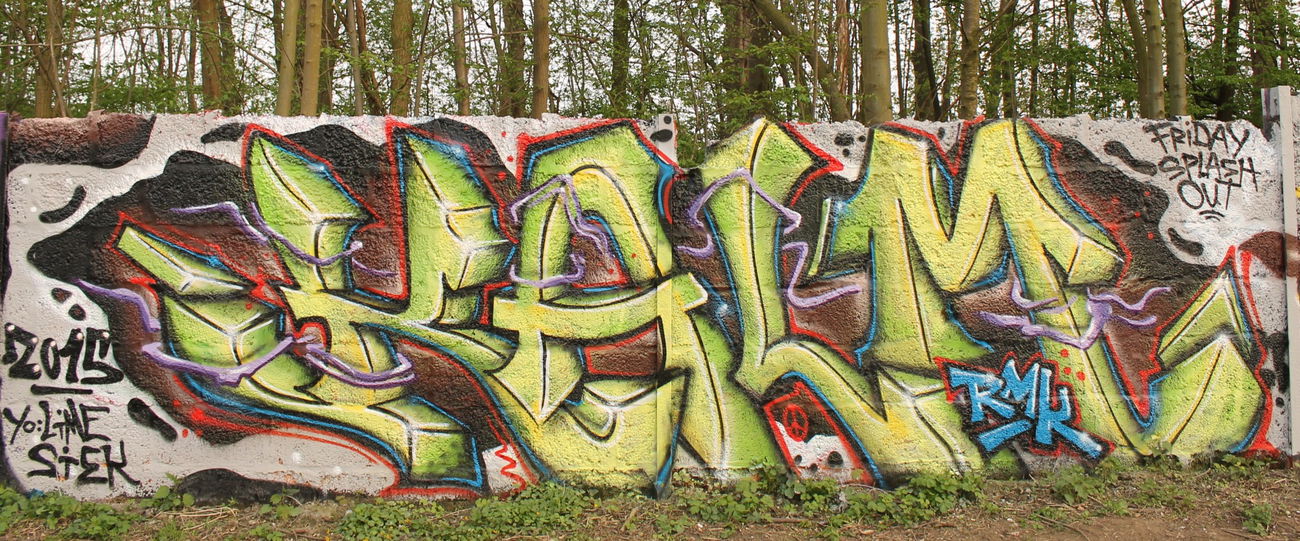 Graffiti Wall in Germany - Photo by RmkGang