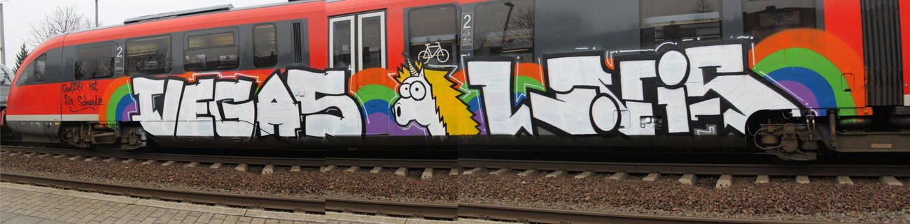 Graffiti Train in Leipzig - Photo by RockAndRolleR - ORG, Wegas, L.vis (2012)