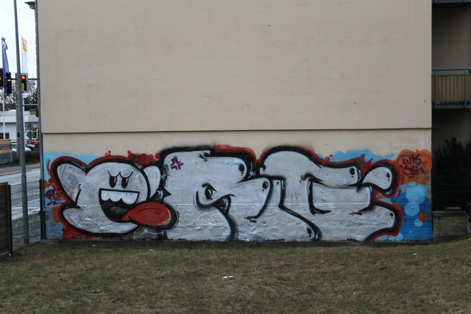 Graffiti Bombing in Leipzig - Photo by RockAndRolleR - ORG, L.vis, Slick (2013)