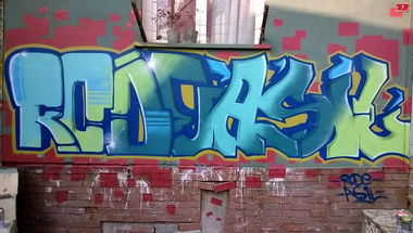 Graffiti Wall in Set yeri - Photo by Rodegraff (2014)