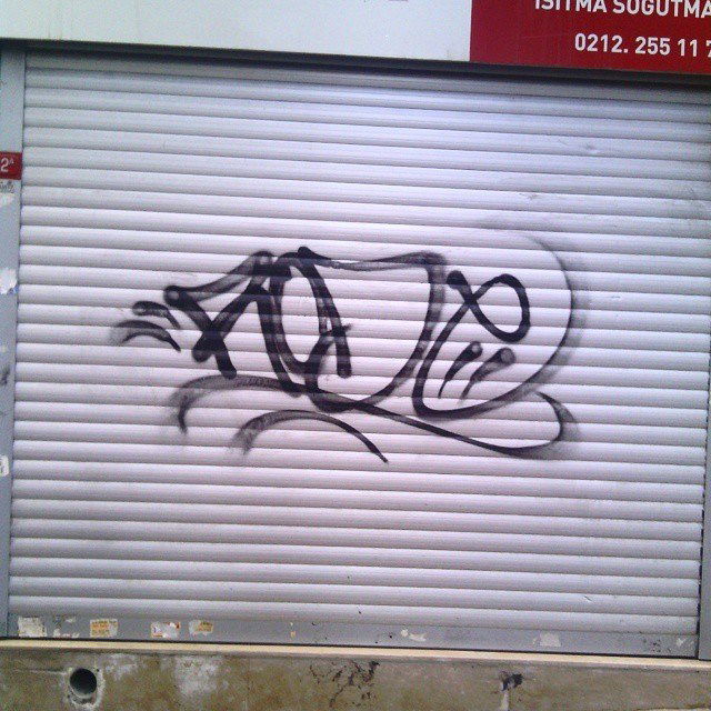 Graffiti Artwork - Photo by Rodegraff