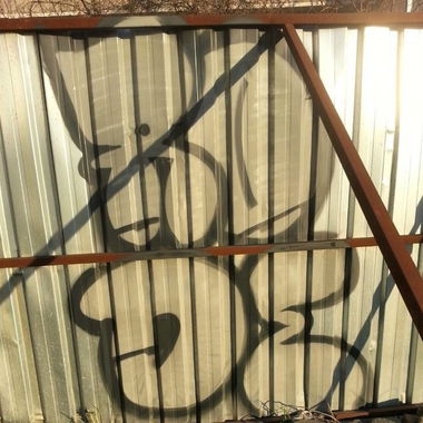 Graffiti Bombing - Photo by Rodegraff