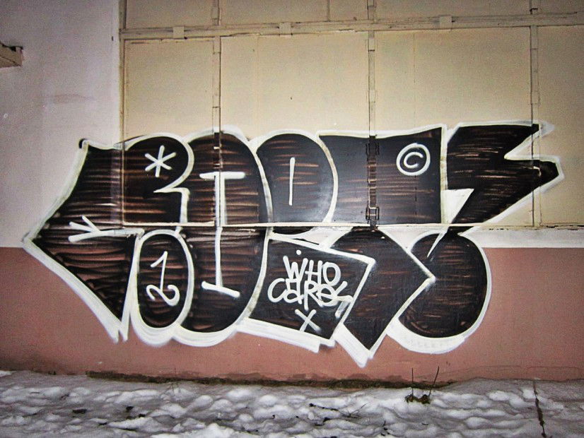 Graffiti Bombing - Photo by Roet